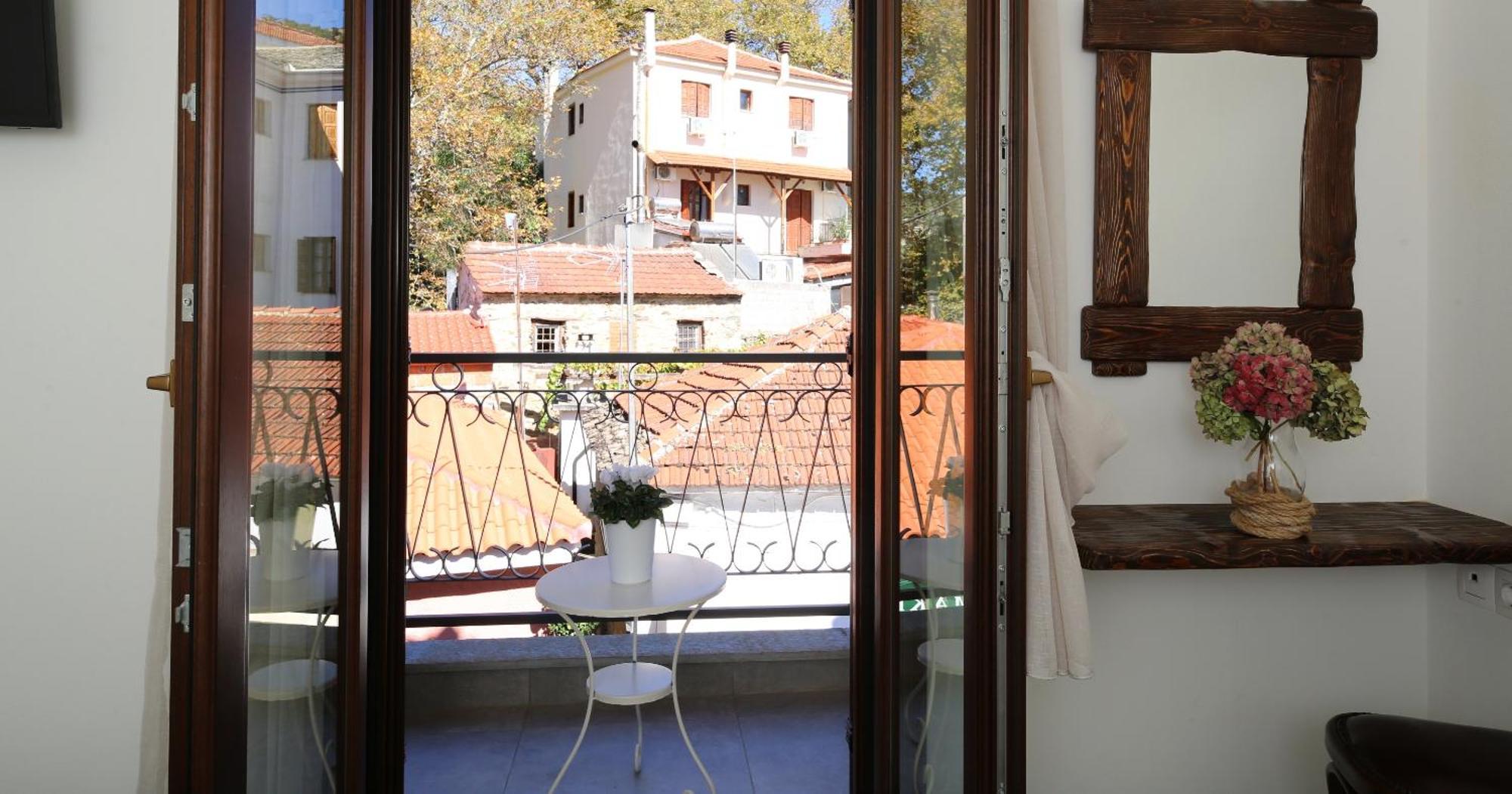 Marousos Central Guesthouse Portaria  Exterior photo